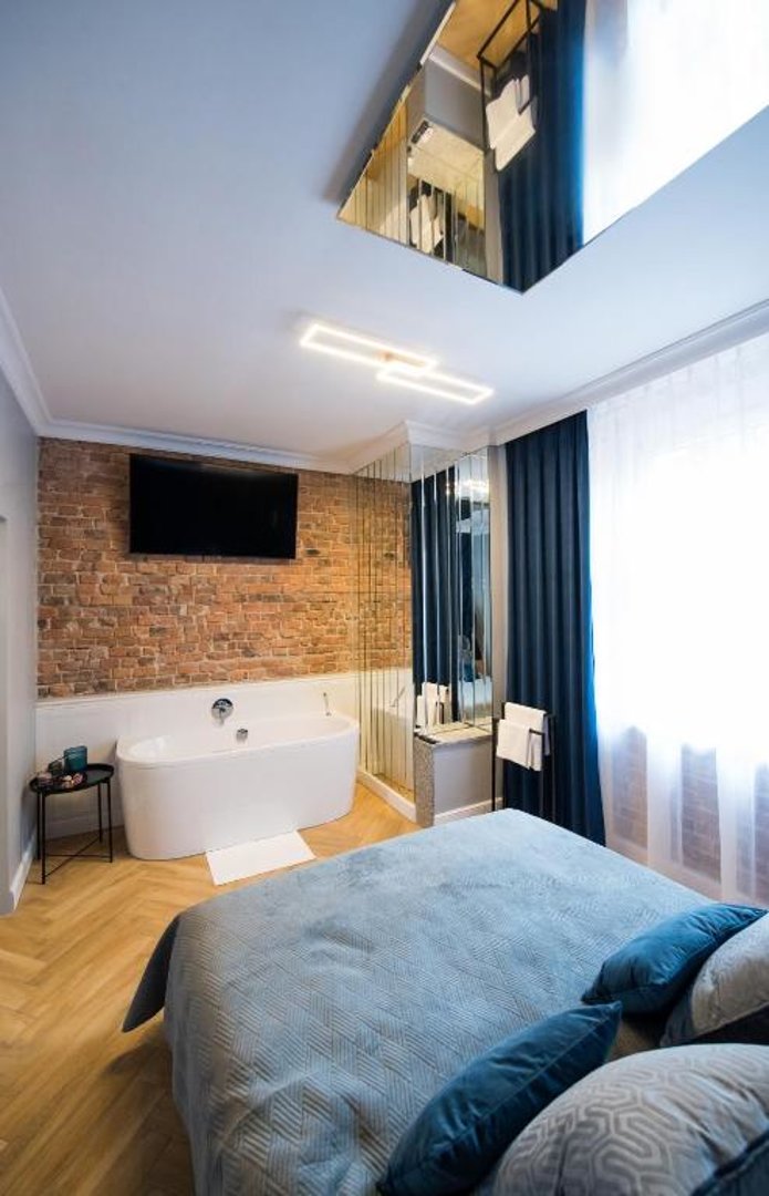 OAM SPÓŁKA Z OGRANICZONĄ ODPOWIEDZIALNOŚCIĄ - 16