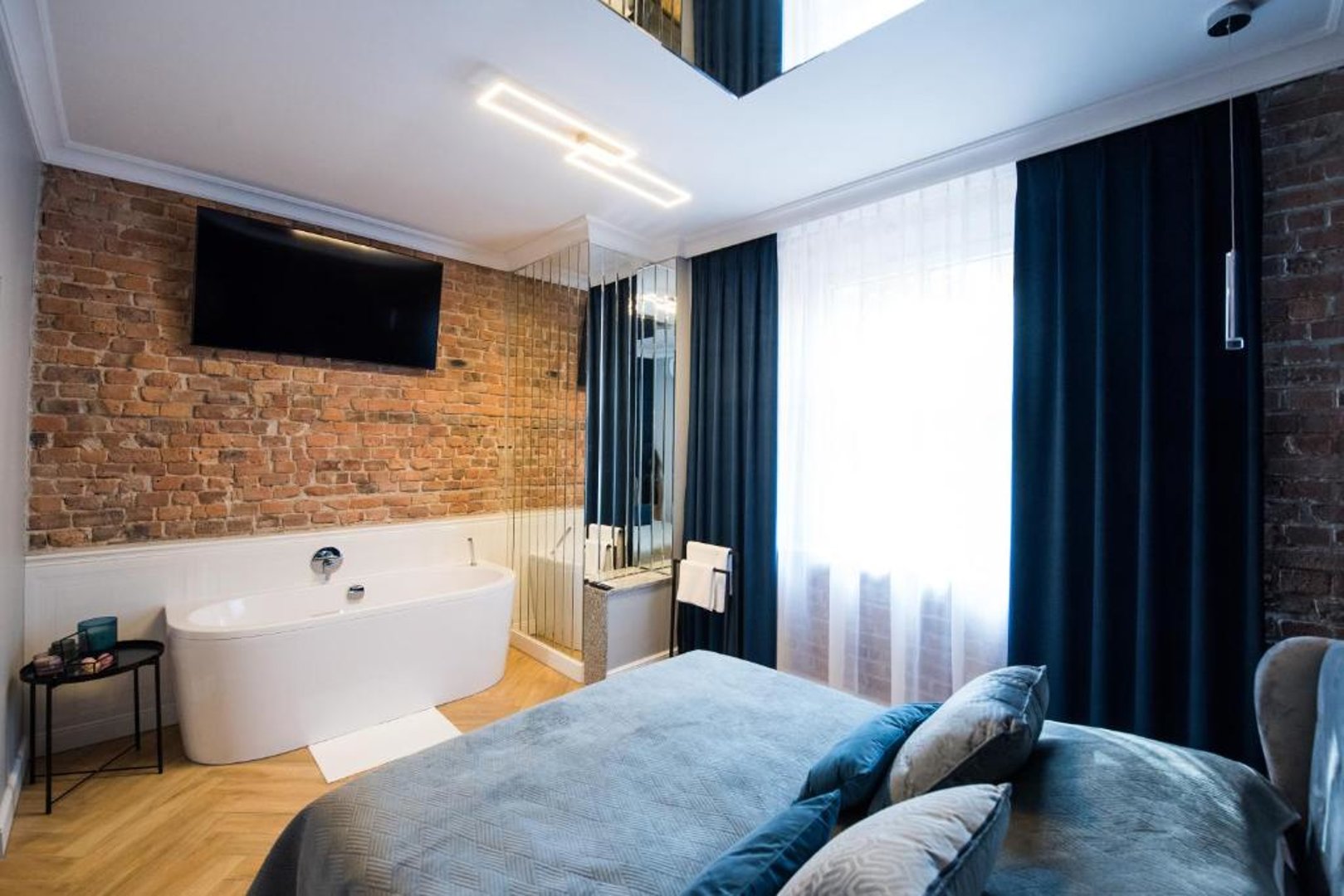 OAM SPÓŁKA Z OGRANICZONĄ ODPOWIEDZIALNOŚCIĄ - 6