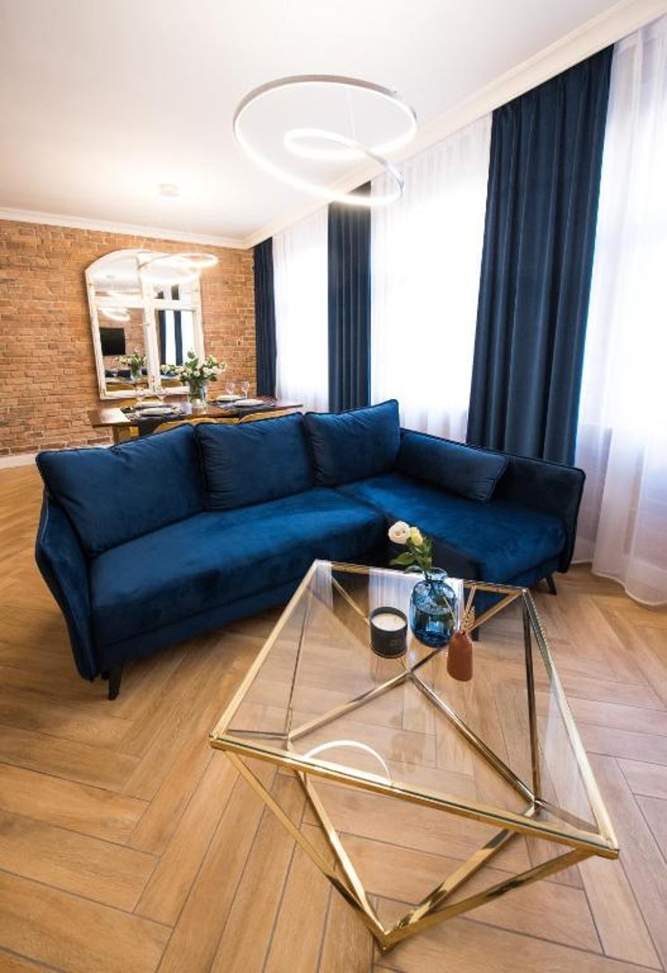 OAM SPÓŁKA Z OGRANICZONĄ ODPOWIEDZIALNOŚCIĄ - 18